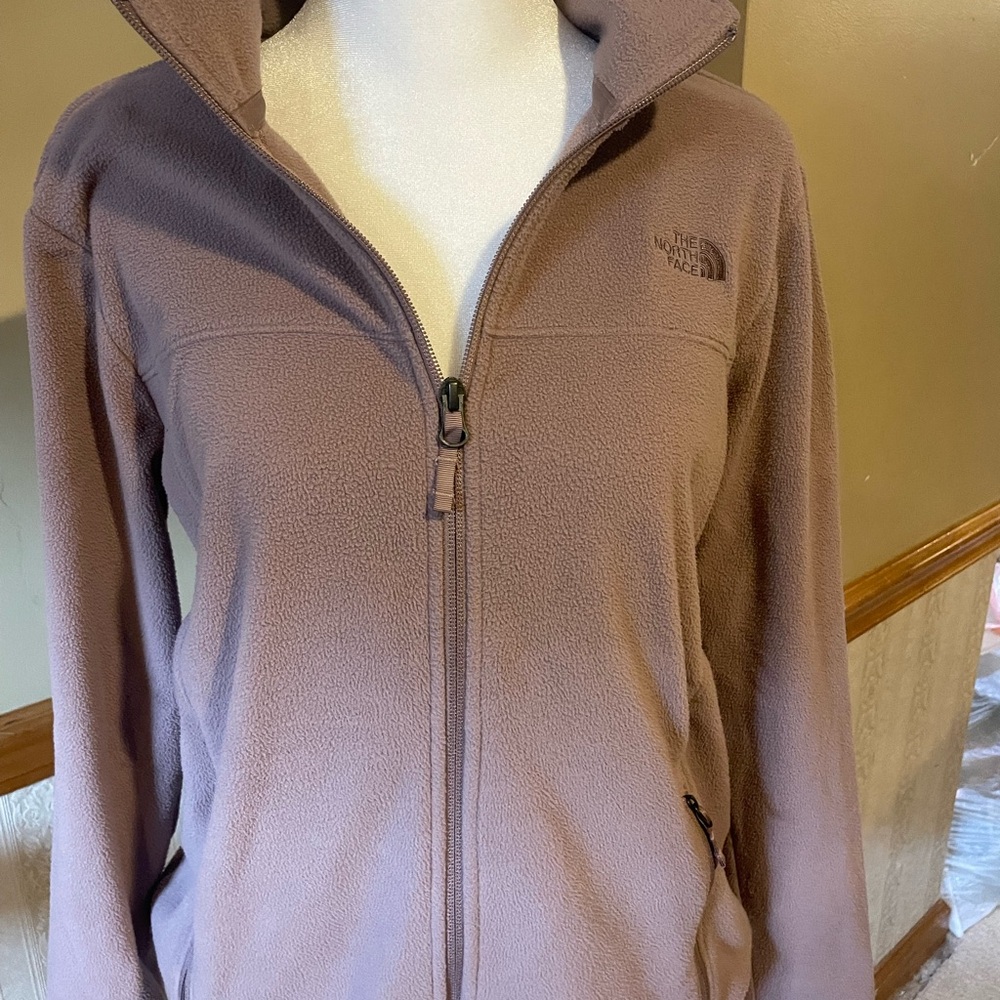Gently used women's North Face Fleece